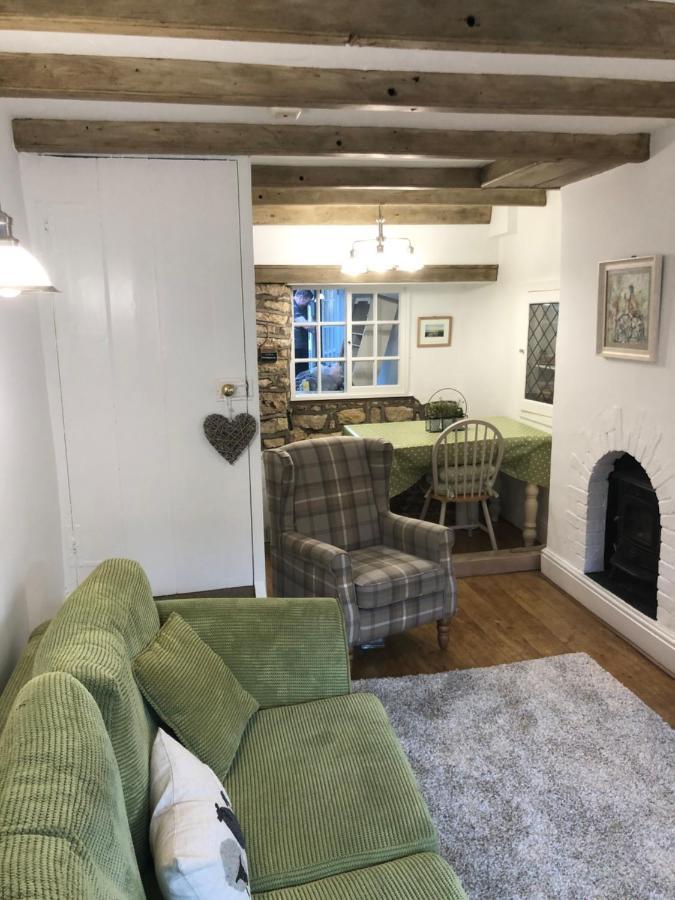 Hill Cottage, Thornton-Le-Dale Торнтън Дейл Екстериор снимка