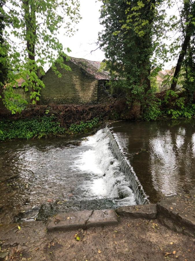 Hill Cottage, Thornton-Le-Dale Торнтън Дейл Екстериор снимка