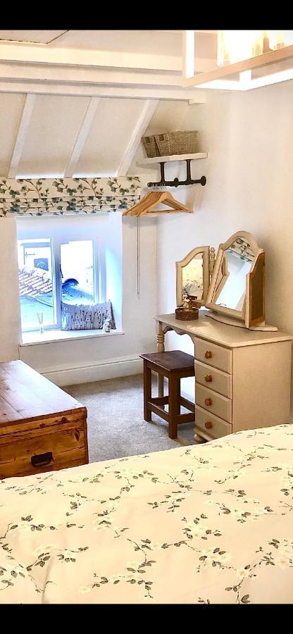Hill Cottage, Thornton-Le-Dale Торнтън Дейл Екстериор снимка