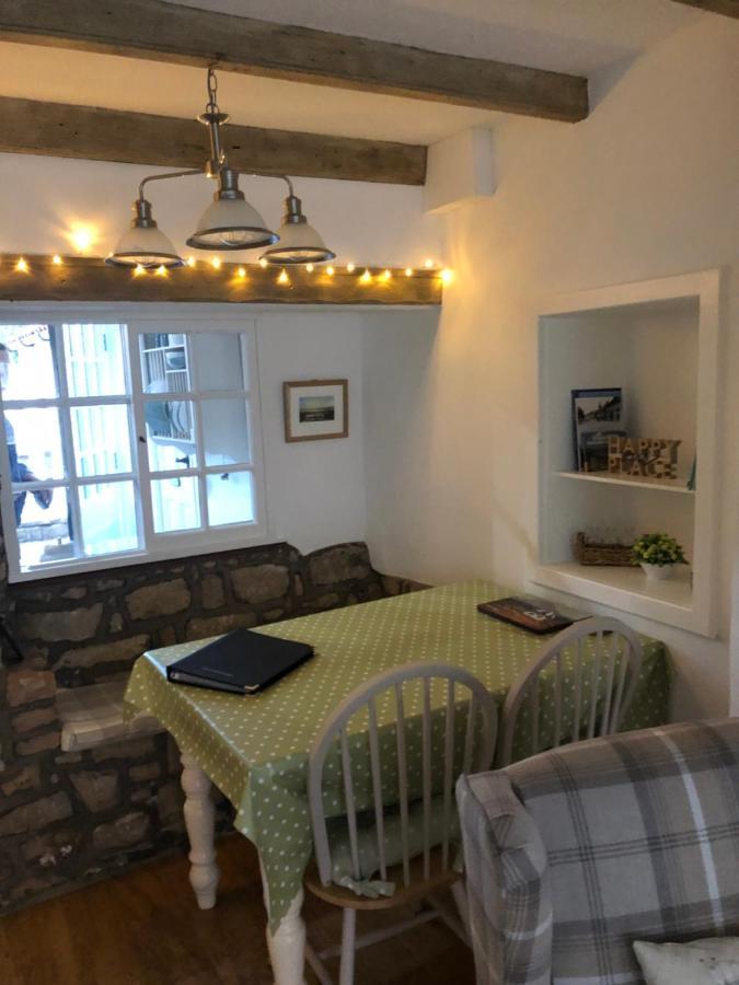 Hill Cottage, Thornton-Le-Dale Торнтън Дейл Екстериор снимка